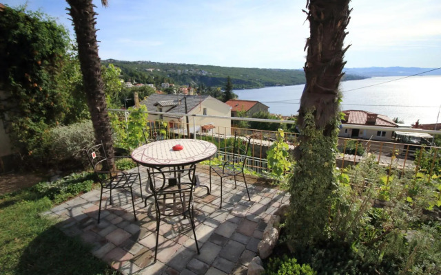 Tramontana apartment - Cozy and charming close to sea