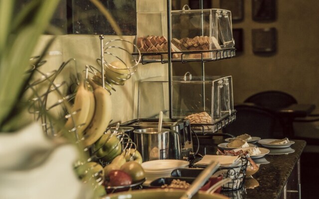 Barrokas Hotel & Suites