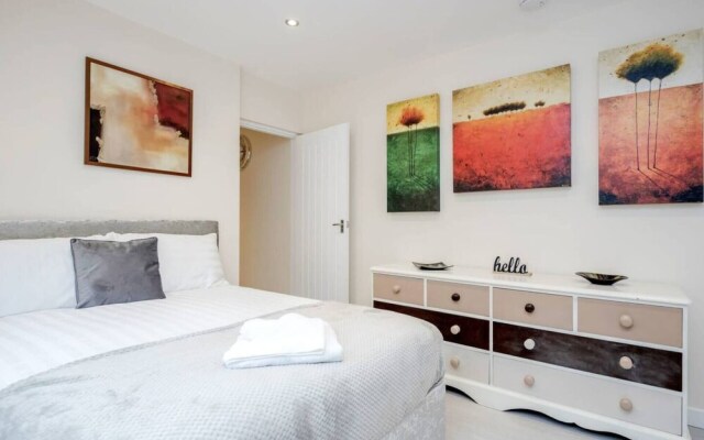 Bedford Hospital Studio Apartment - Victoria B