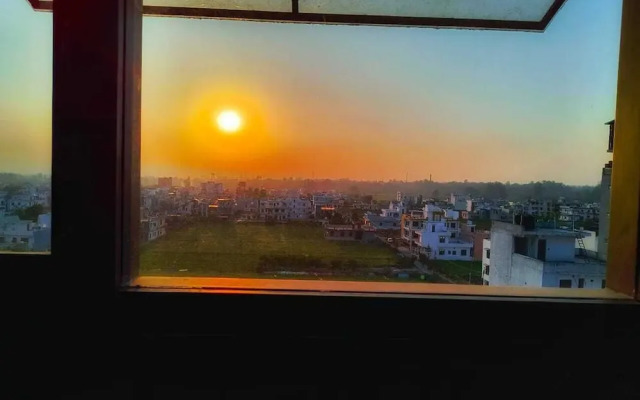 The Crown A Pinnacle of Luxury