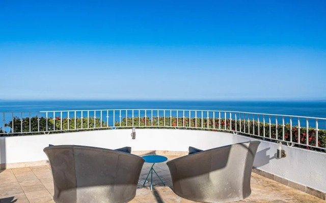 HOLT Grand Miramar Residences