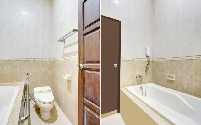 Super OYO 3261 Hotel Ratu
