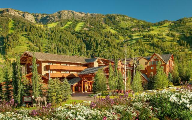 Snake River Lodge - Amenities at Sister Property