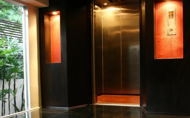 Mirth Sathorn Hotel