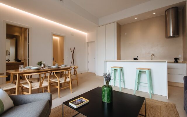 Eva Recommends Castellar Pool & Terrace