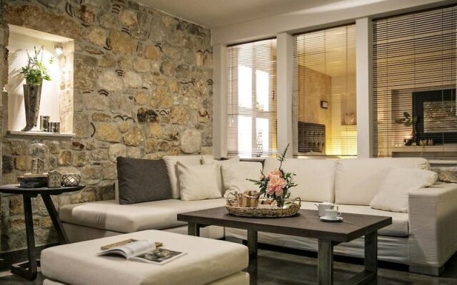Nefeli Villas & Suites