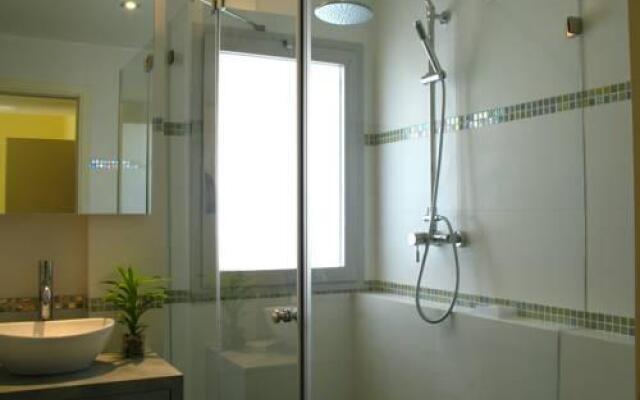 TLV Living Apartment