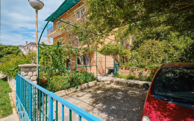 Apartments with a parking space Mali Losinj (Losinj) - 7972