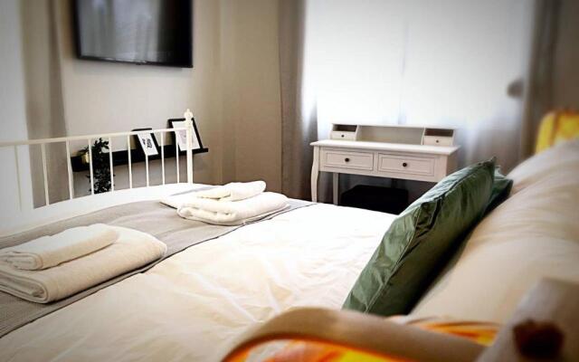 Victoria 5star / 5BR BigApt / Sauna / 2min to metro