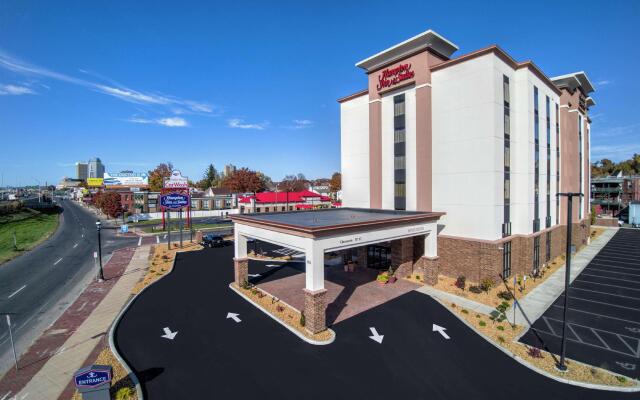 Hampton Inn & Suites Springfield/Downtown