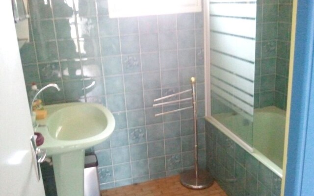 House With 2 Bedrooms in Perros-guirec, With Furnished Garden