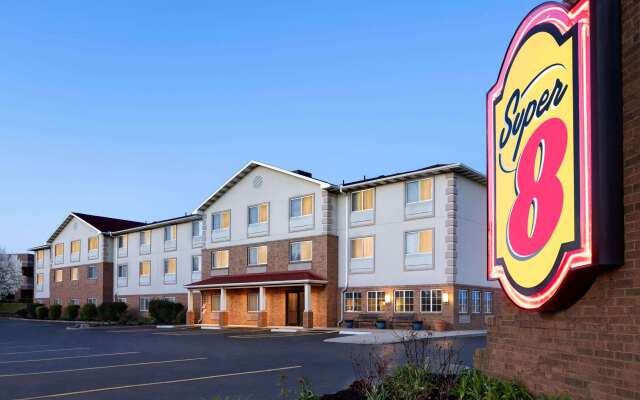 Super 8 by Wyndham Akron S/Green/Uniontown OH