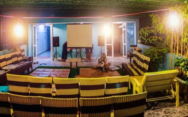 Funtastic Beach Hostel