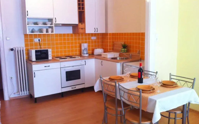 Jolie Apartman