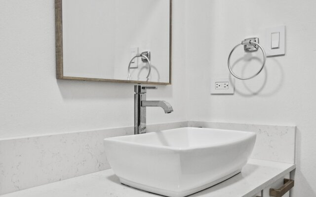 Otium Rentals Vacation Getaway at Casa Elena