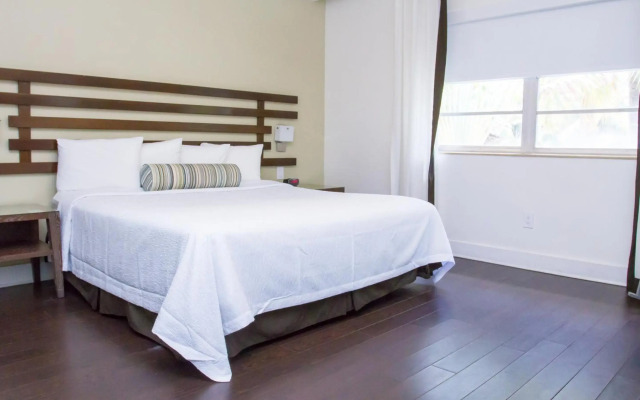 Dorchester Miami Beach Hotel & Suites