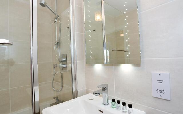 Bright Birchlee Home in Inverurie, Scotland