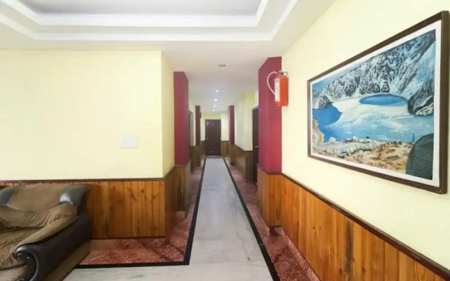 Gajraj Hotel