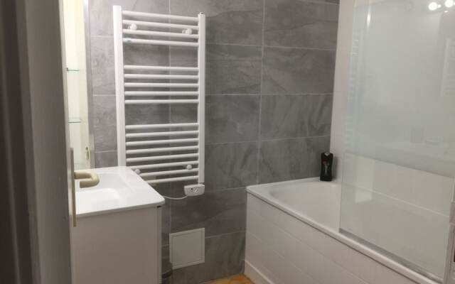 Appartement Luxe à Astorg Hypercentre