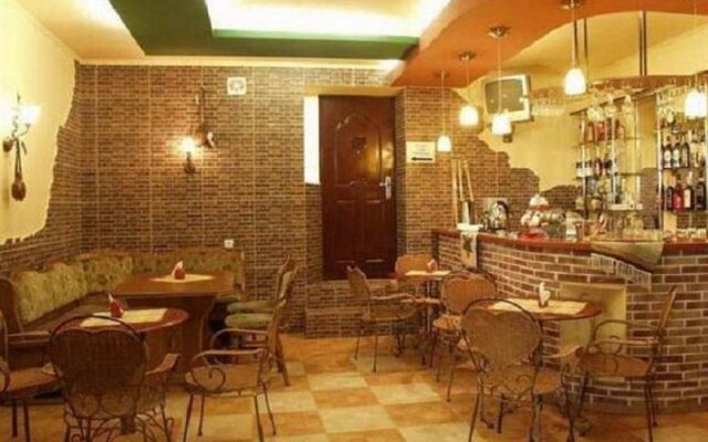 Art Rustic Hotel