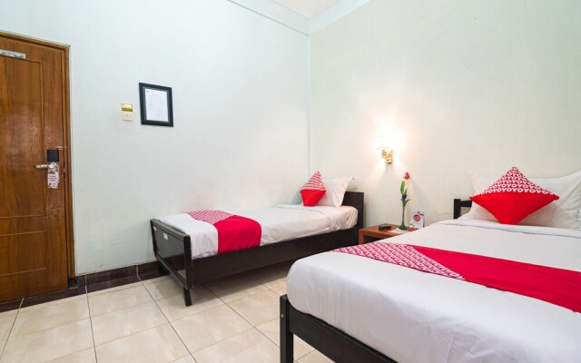 Sinergi Hotel Tretes by OYO Rooms