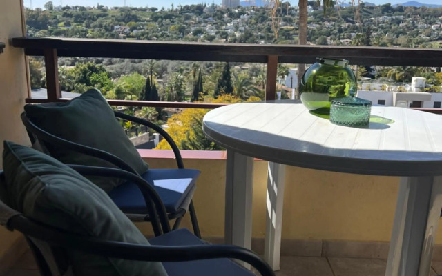 Torres De Aloha 2 bdr Puerto Banus