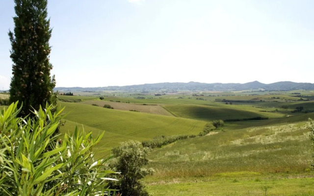 Giuly Rosselmini Residence