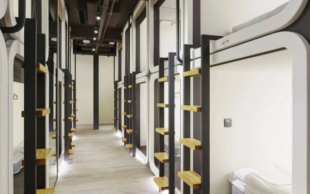 Taiwan Youth Hostel & Capsule Hostel