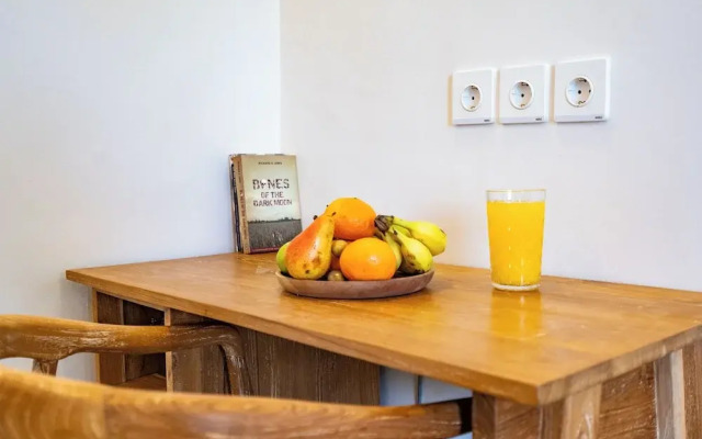 Aura Apartments