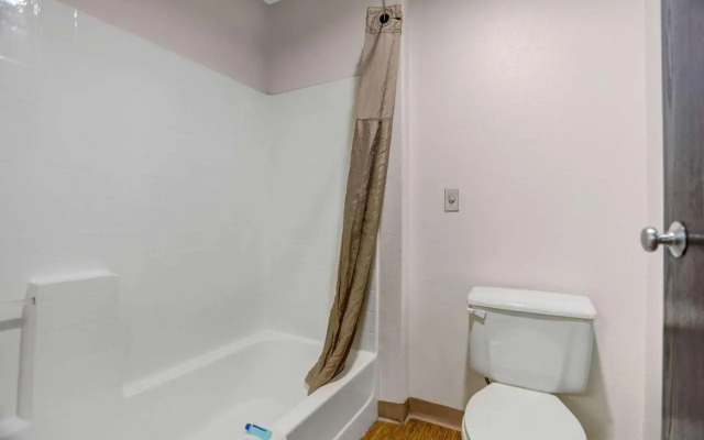 Superstition Inn and Suites