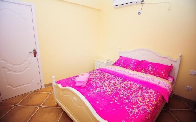 Sanya 80 Nianhua Hotel