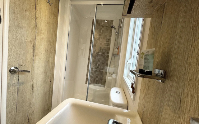 Hopton Lodge Retreat