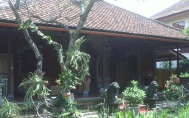 Rita Homestay