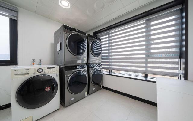 SureStay Plus Hotel by Best Western Asan