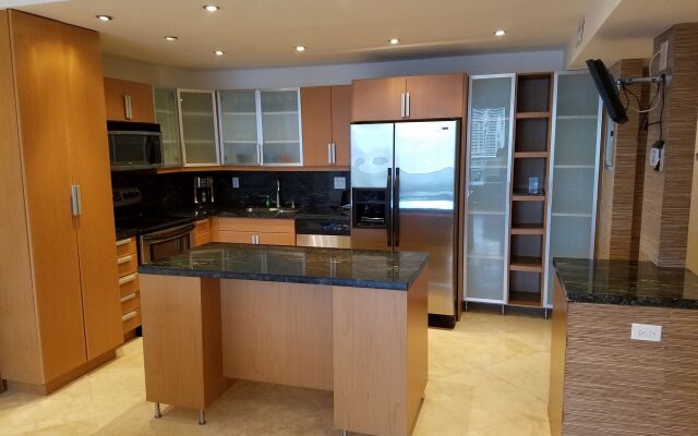 Ocean Reserve Apartment