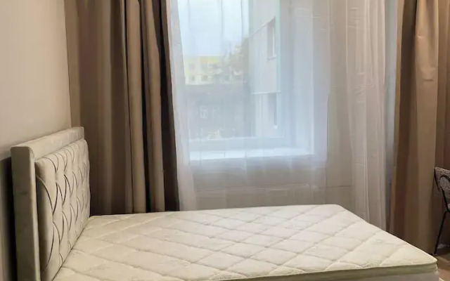 Airport-Bus Station 13 North Studios