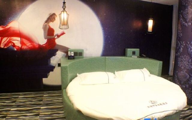 Quanwan Impression Theme Hotel