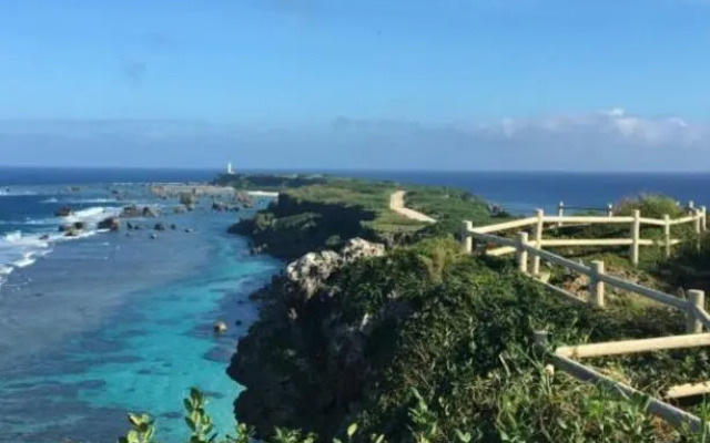 Hollywood Suites & Lofts