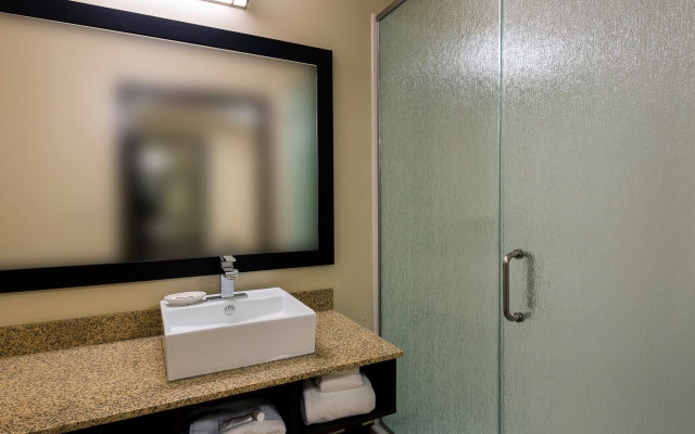 Red Roof Inn PLUS+ & Suites Malone