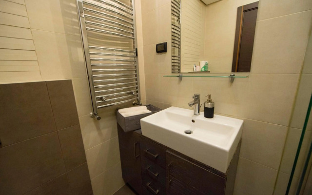 Ahoy Luxury Apartment