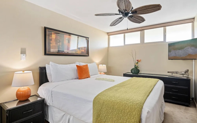 Kahana Reef 215 in Lahaina