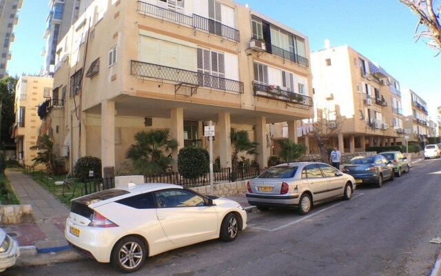 ArendaIzrail Apartments - Bat Yam