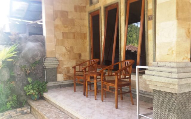 Segara Hotel and Restaurant