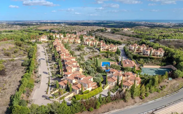 Monte Rei 2 bed Linked Villa