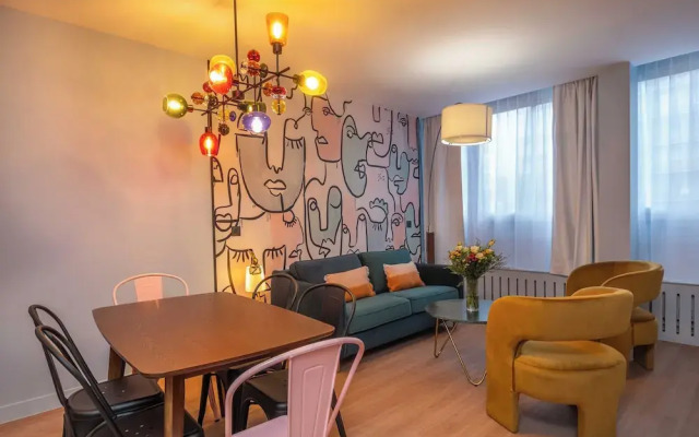 West Paris Suite
