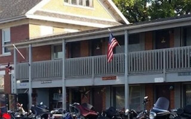 L&M Bikers Motel