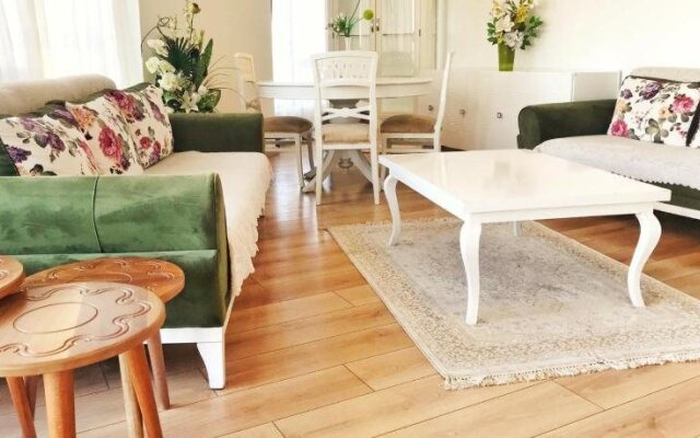 Koza Suites & Apartments