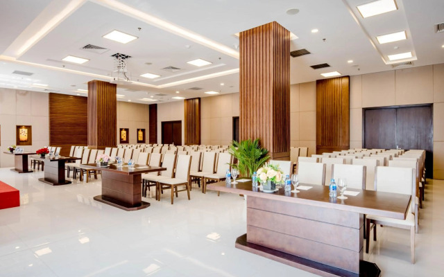Grand Sea Hotel