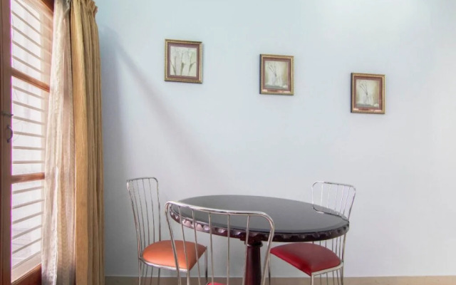 Eyrie Comforts BY OYO Rooms