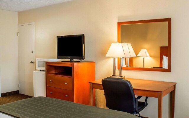 Wilkes-Barre Inn and Suites